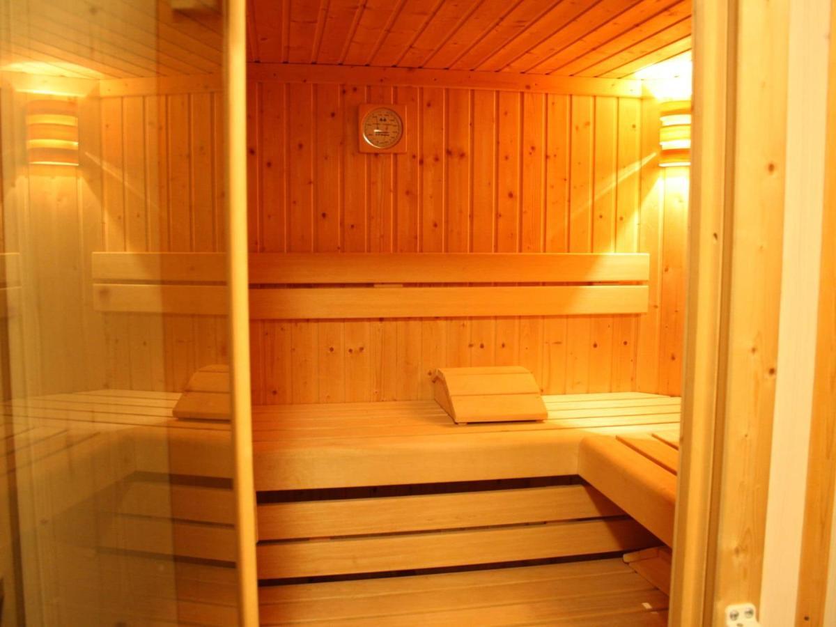 Apartment With Balcony And Sauna Flachau Esterno foto
